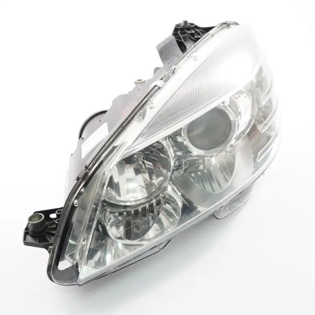 Mercedes Benz Lamp Unit 204-906-24-04 for W204 C-Class (2008 - 2014) - Nairobi
