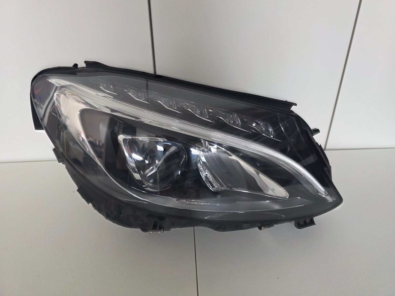 ercedes Benz High Performance Led Right Headlight (2059067403) for Mercedes-Benz C63 AMG 2008 - 2023