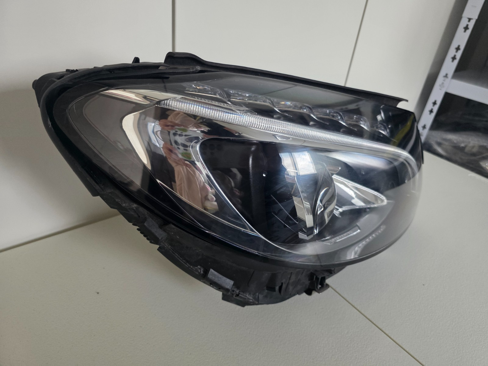 ercedes Benz High Performance Led Right Headlight (2059067403) for Mercedes-Benz C63 AMG 2008 - 2023