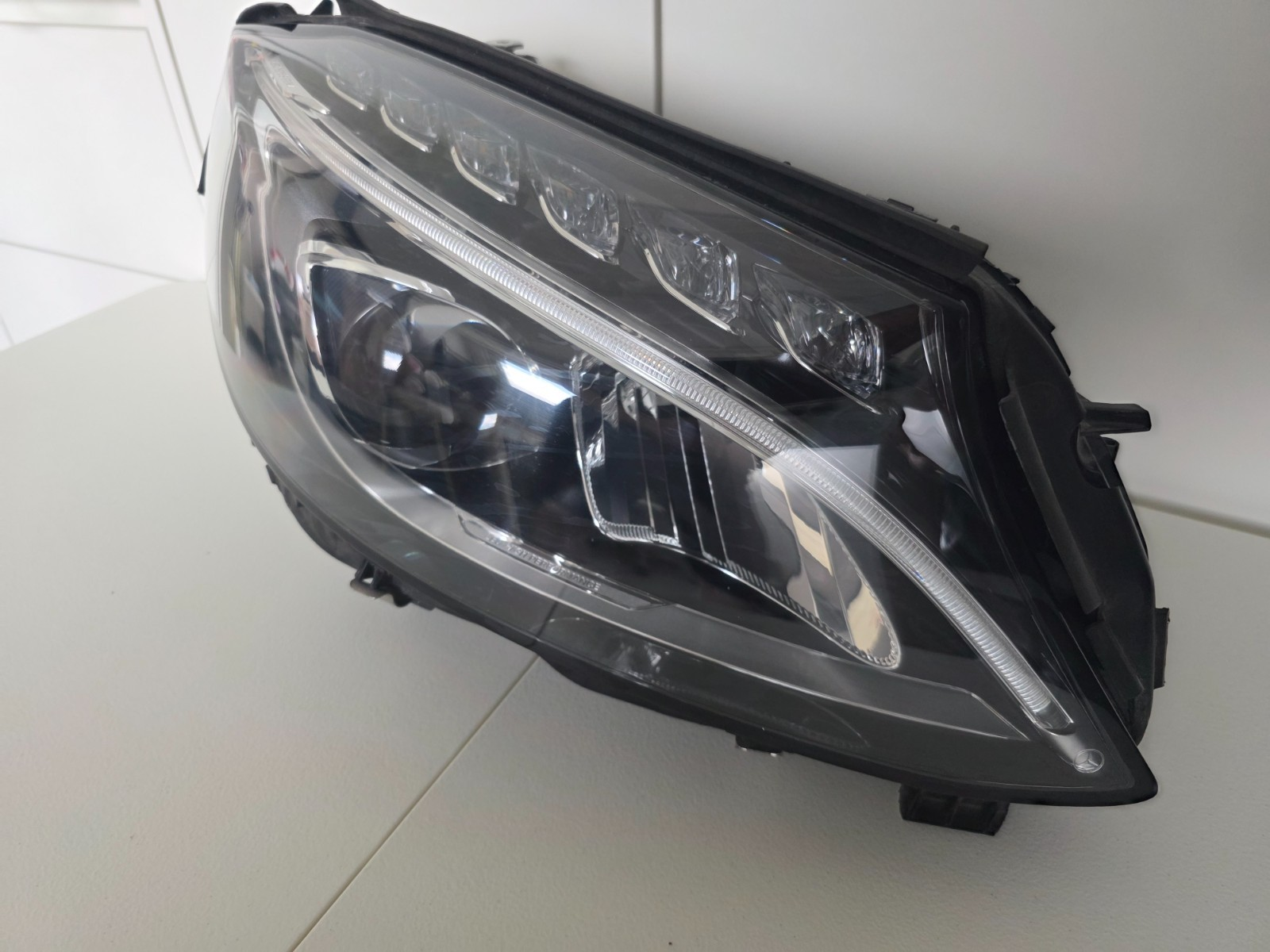 ercedes Benz High Performance Led Right Headlight (2059067403) for Mercedes-Benz C63 AMG 2008 - 2023