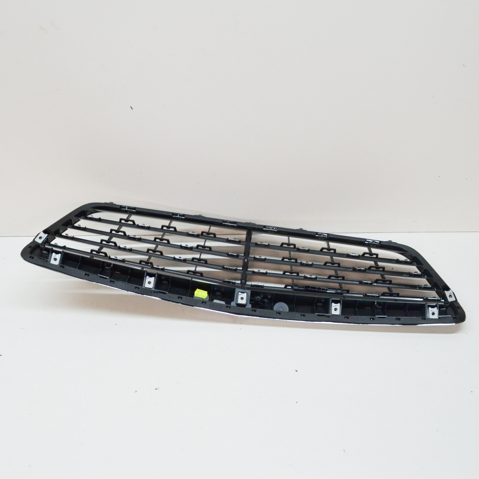 Mercedes Benz Radiator Grille (22188006839040) for Mercedes-Benz models