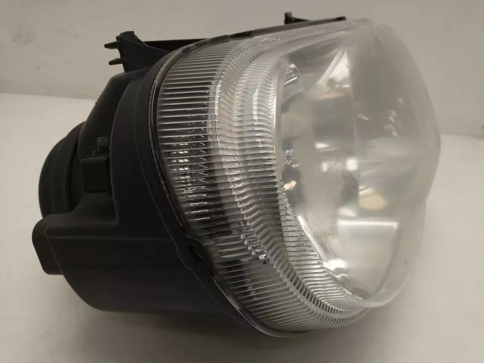Chrysler Mopar Headlamp Right (68049166AA) - Image 8