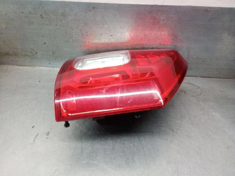Mopar Tail Stop Turn Side Marker Lamp, Right for Jeep Compass 2011 - 2011
