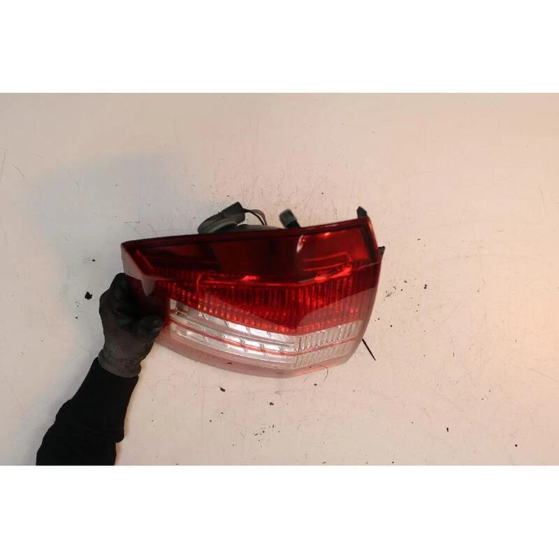 Mopar Tail Stop Turn Side Marker Lamp, Left for Jeep Compass 2008 - 2008