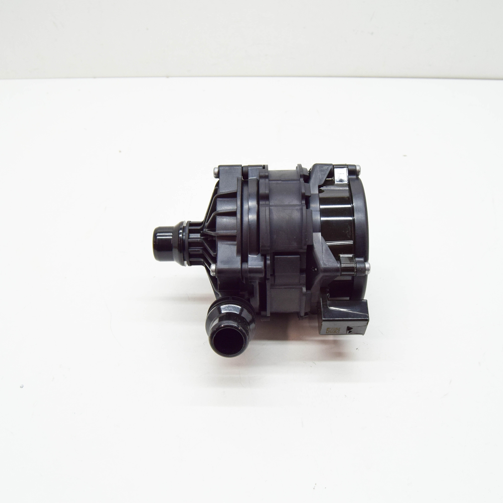 Mercedes Benz Coolant Pump 000-500-49-00 for W206 C-Class (2024 - 2026), X254 GLC (2025 - 2026), W223 S-Class (2024 - 2026), and W463 G-Class (2025) - Nairobi