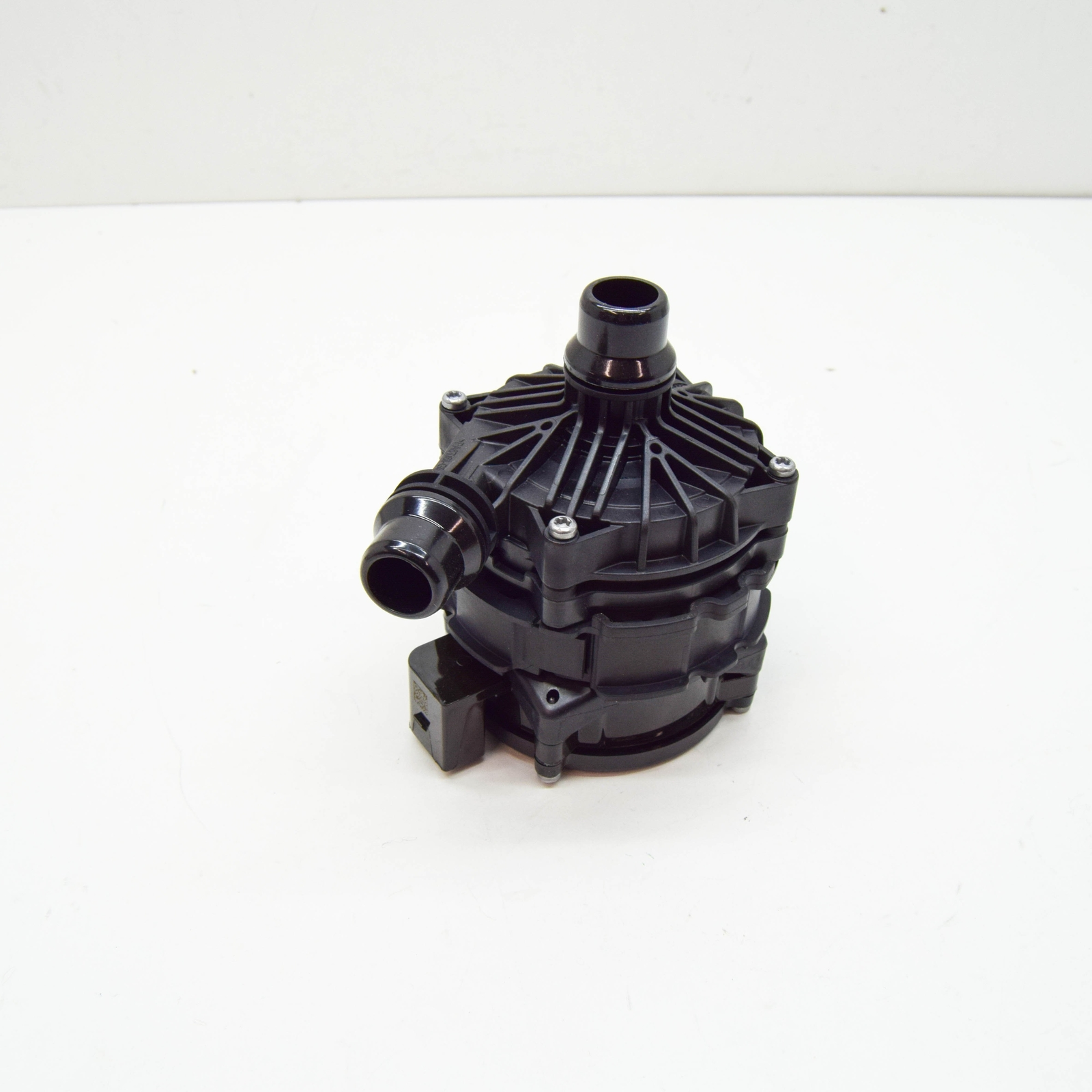 Mercedes Benz Coolant Pump 000-500-49-00 for W206 C-Class (2024 - 2026), X254 GLC (2025 - 2026), W223 S-Class (2024 - 2026), and W463 G-Class (2025) - Nairobi