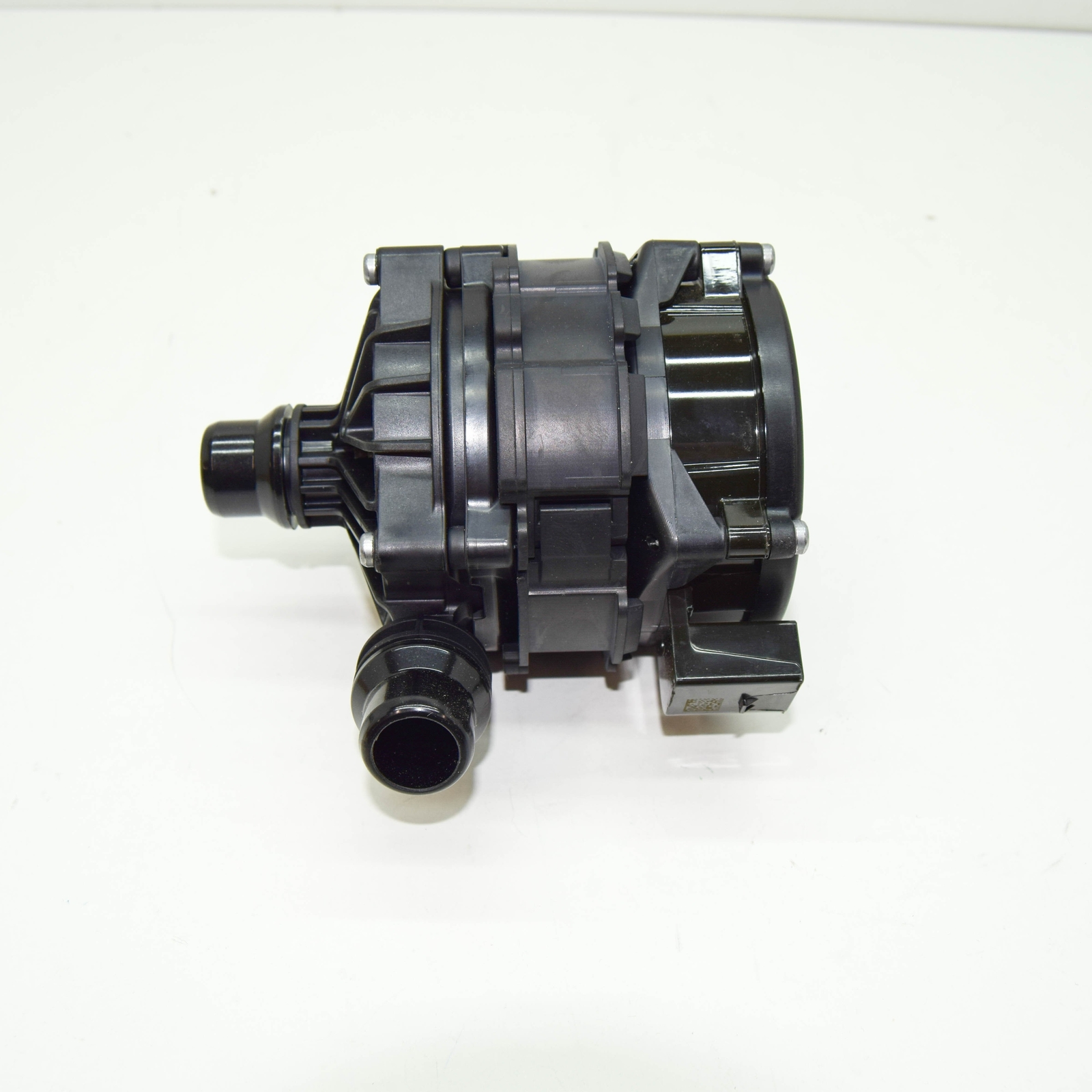 Mercedes Benz Coolant Pump 000-500-49-00 for W206 C-Class (2024 - 2026), X254 GLC (2025 - 2026), W223 S-Class (2024 - 2026), and W463 G-Class (2025) - Nairobi