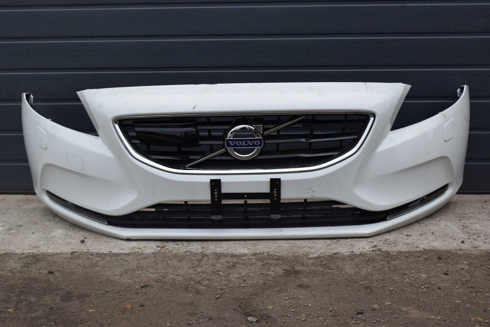 V40 FRONT BUMPER