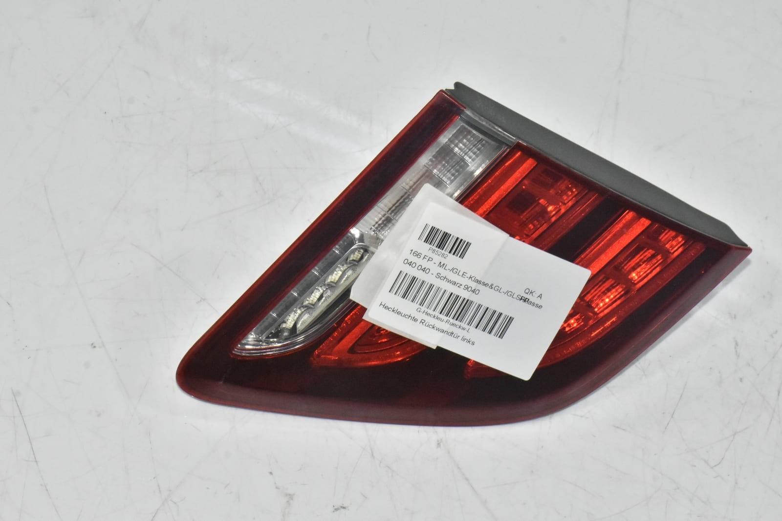 Mercedes Benz Rear Left Tail Light 166-906-59-01 for W166 GLE (2016 - 2019) and W164 ML (2006 - 2015) - Nairobi