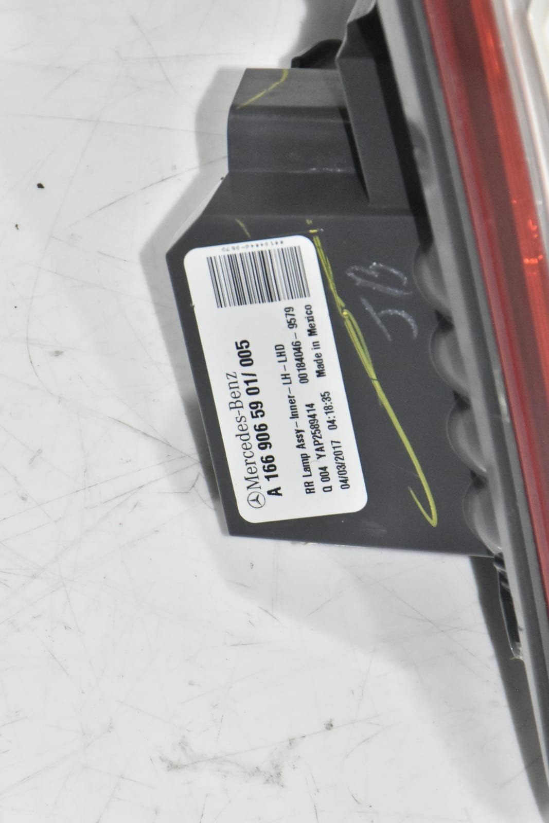 Mercedes Benz Rear Left Tail Light 166-906-59-01 for W166 GLE (2016 - 2019) and W164 ML (2006 - 2015) - Nairobi