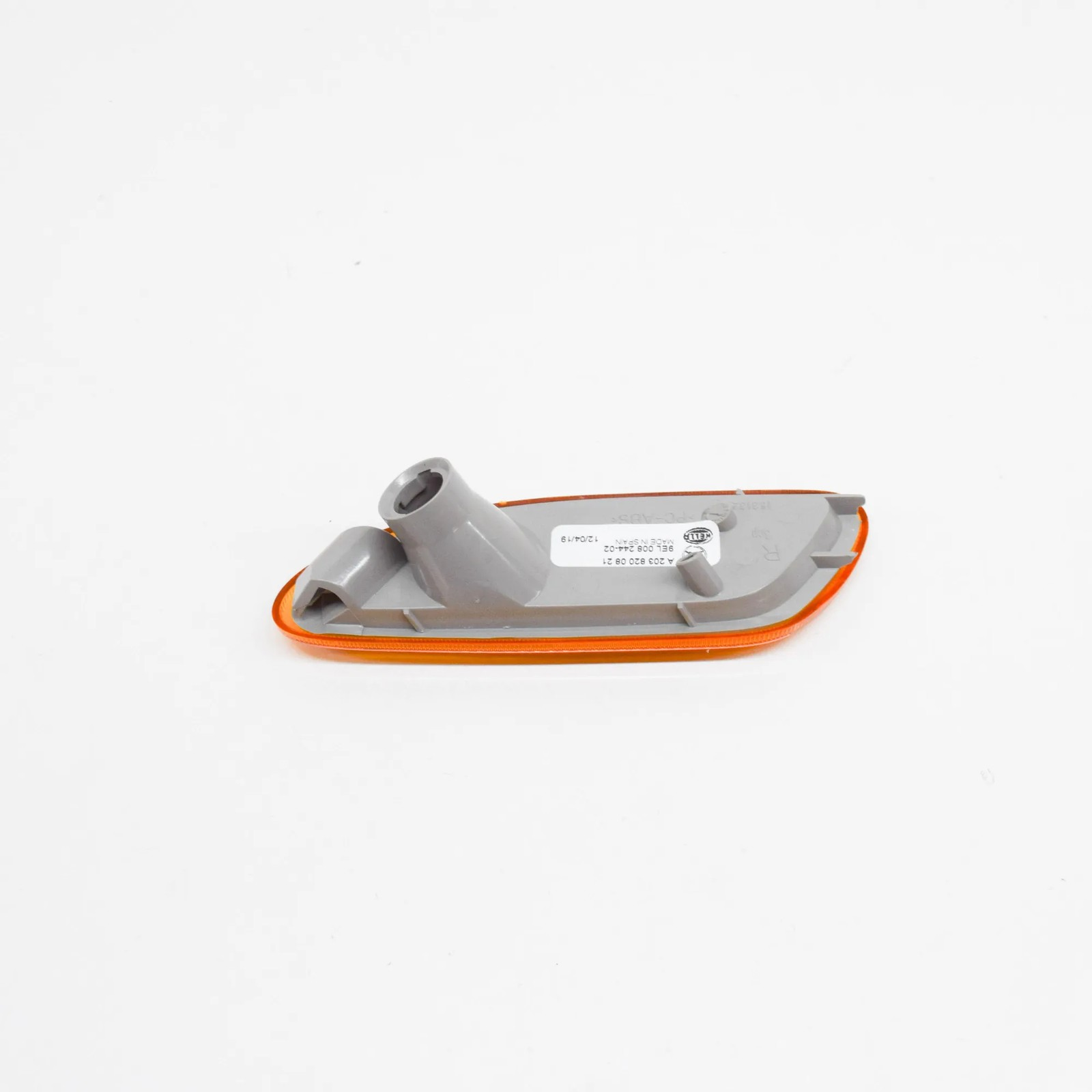 Mercedes Benz Right Turn Signal Lamp 203-820-08-21 for W203 C-Class (2003 - 2005) - Nairobi