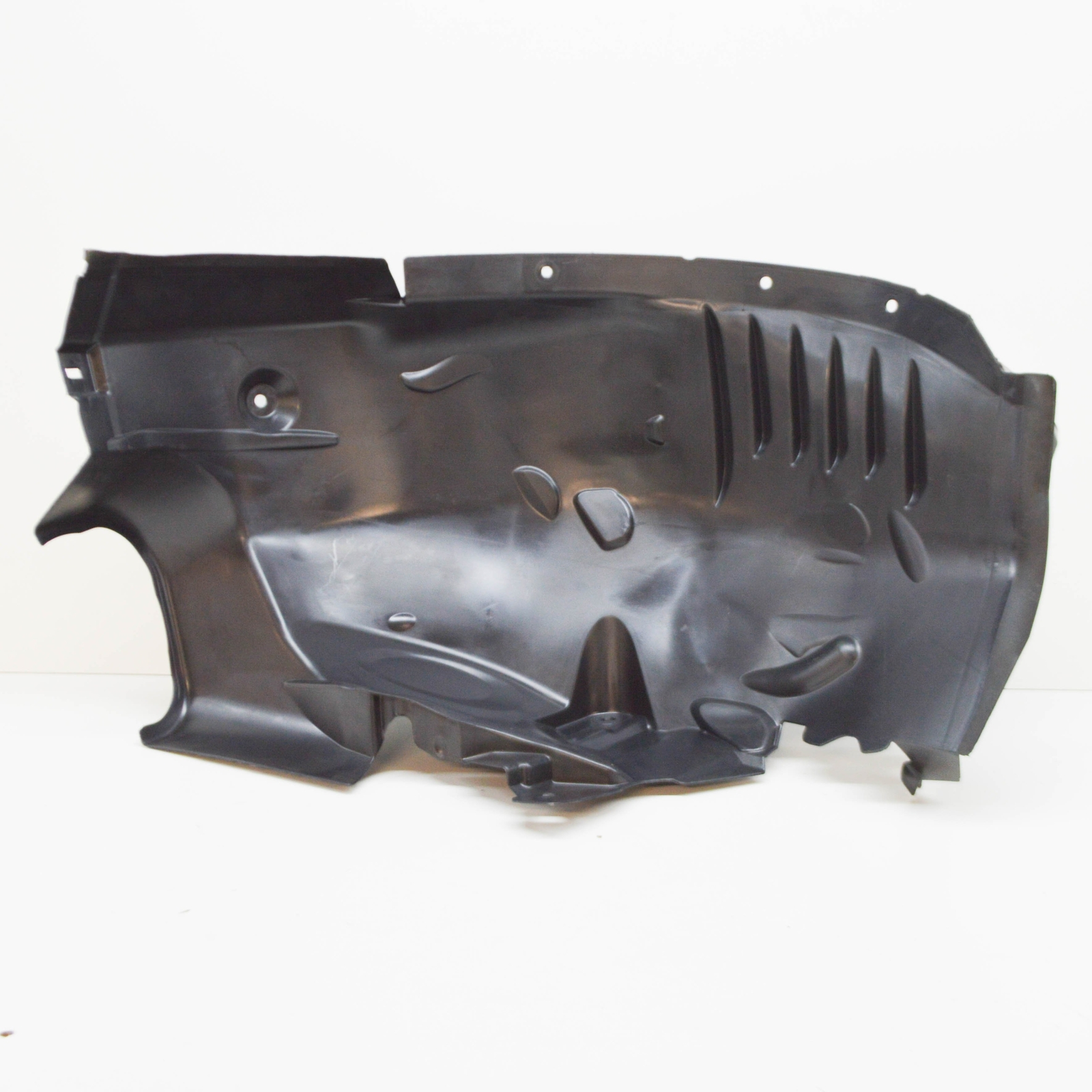 Mercedes Benz Front Right Fender Liner Splash Shield 204-690-56-30 for W204 C-Class (2008 - 2014) - Nairobi