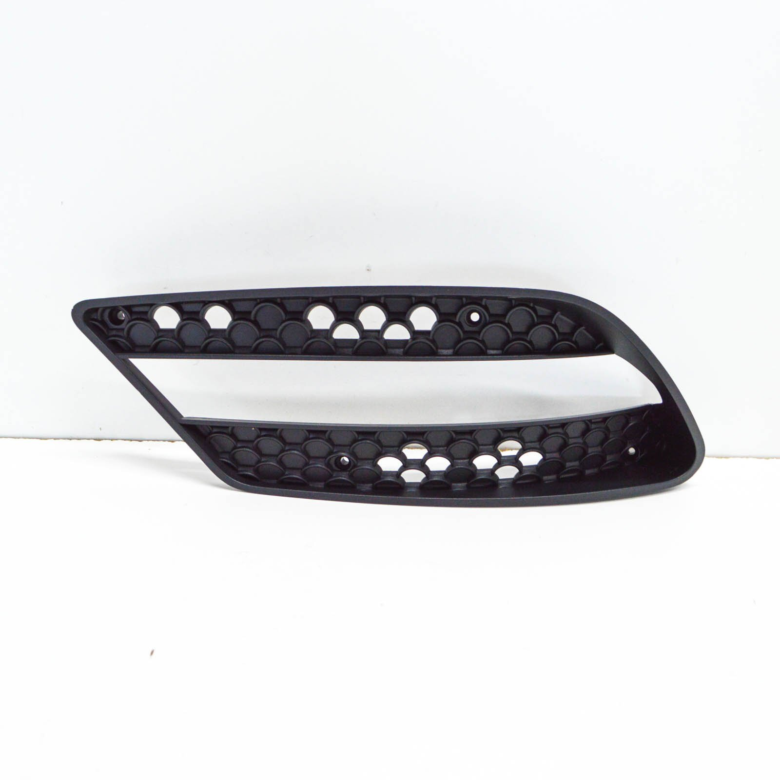 Mercedes Benz Front Left Ventilation Grille 204-885-00-53 for W204 C-Class (2008 - 2014) - Nairobi