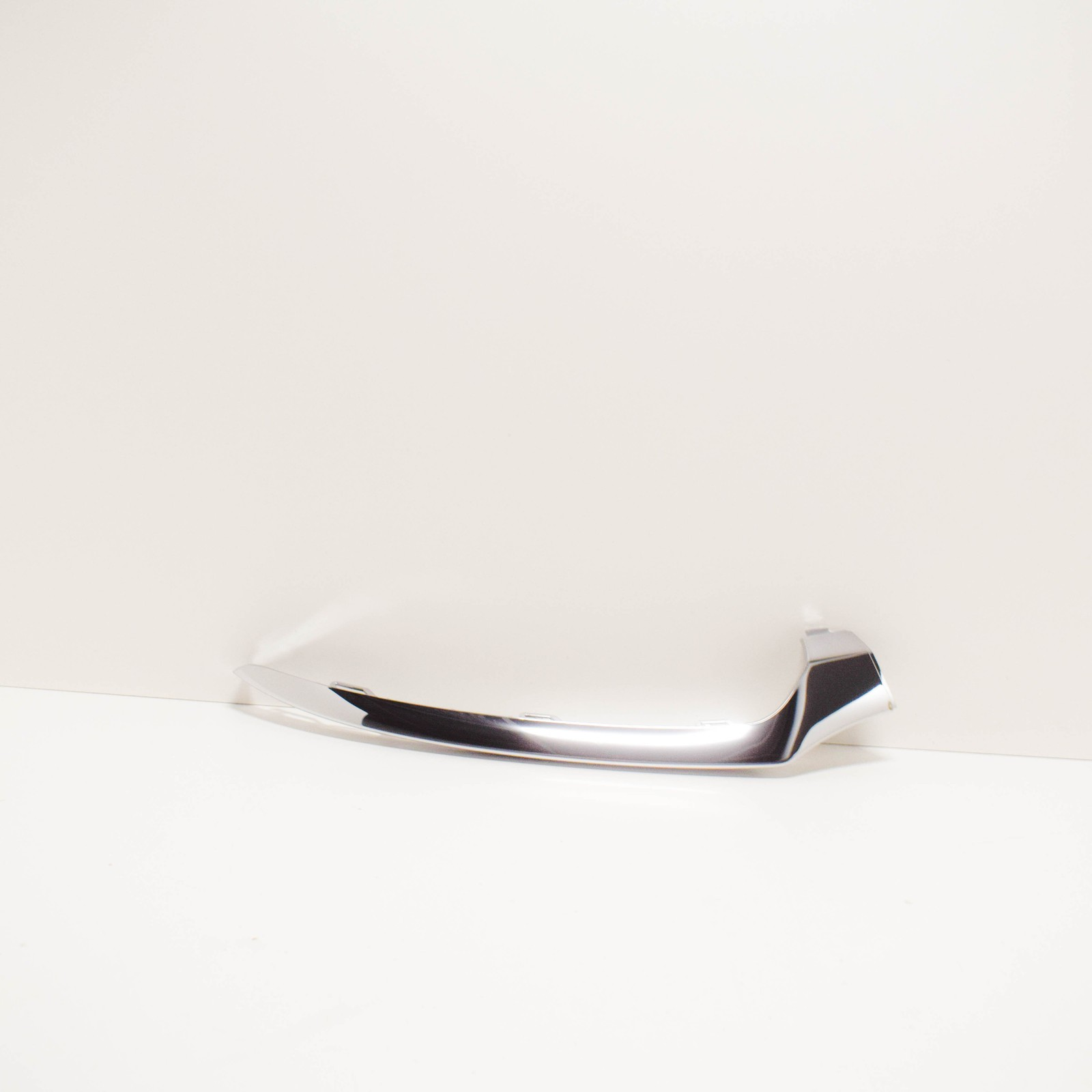 Mercedes Benz Front Bumper Right Molding Trim 205-885-14-74 for W205, W206, W204 C-Class (2008 - 2023) - Nairobi