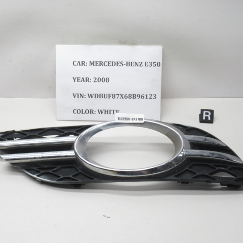 Mercedes Benz Front Bumper Right Grille Cover 211-885-08-22 for W211, W210 E-Class (1994 - 2009) - Nairobi