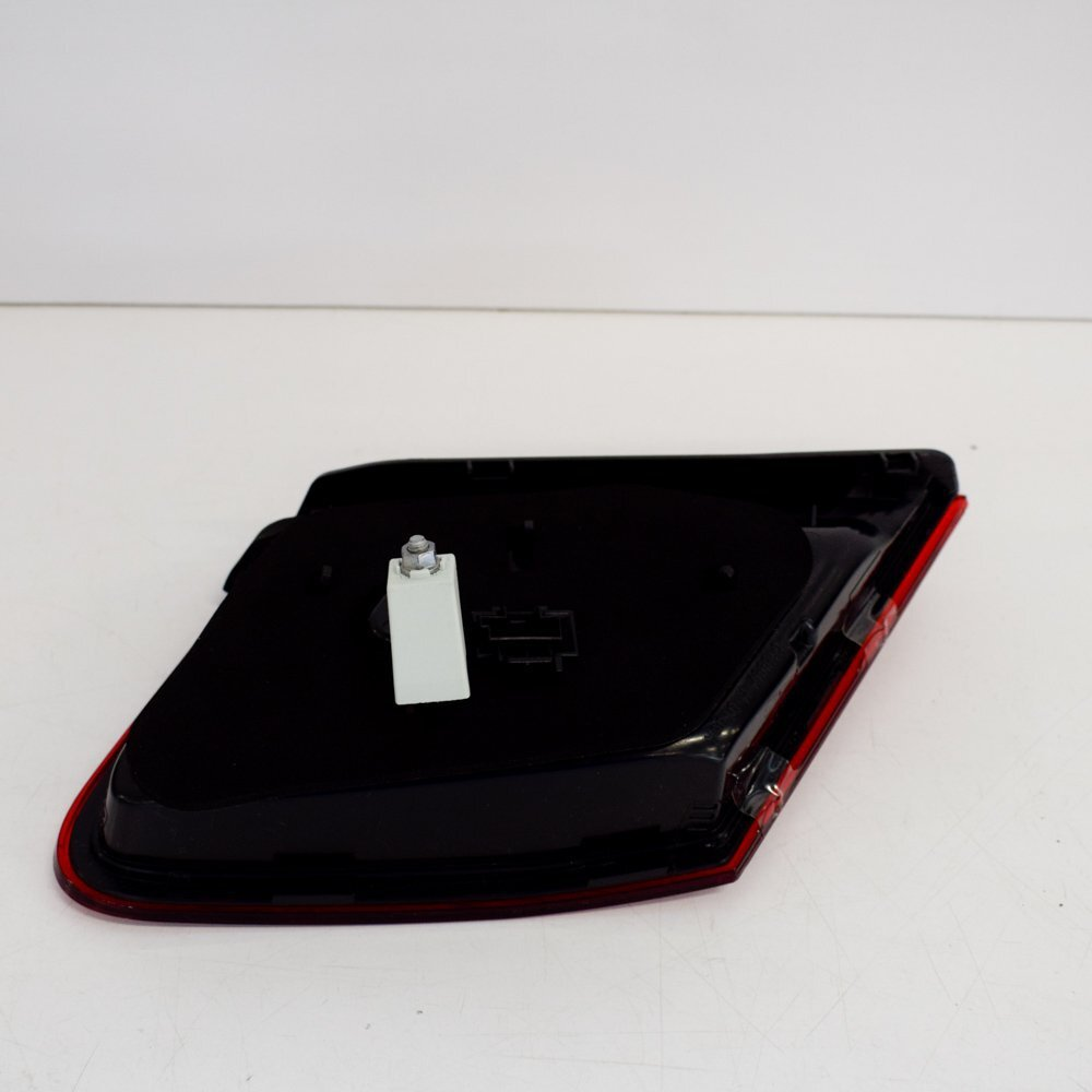 Mercedes Benz Right Tail Light 212-906-10-03 for W212, W211 E-Class (2007 - 2016) - Nairobi