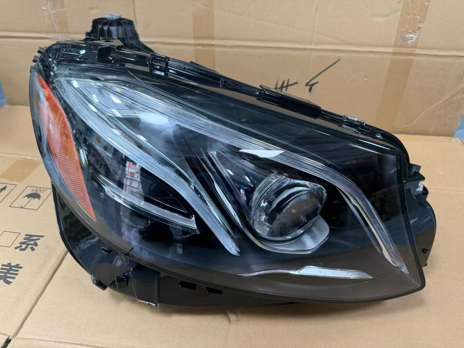 Mercedes Benz Front Right Led Headlight 213-906-98-04 for W213 E-Class (2017 - 2023) - Nairobi