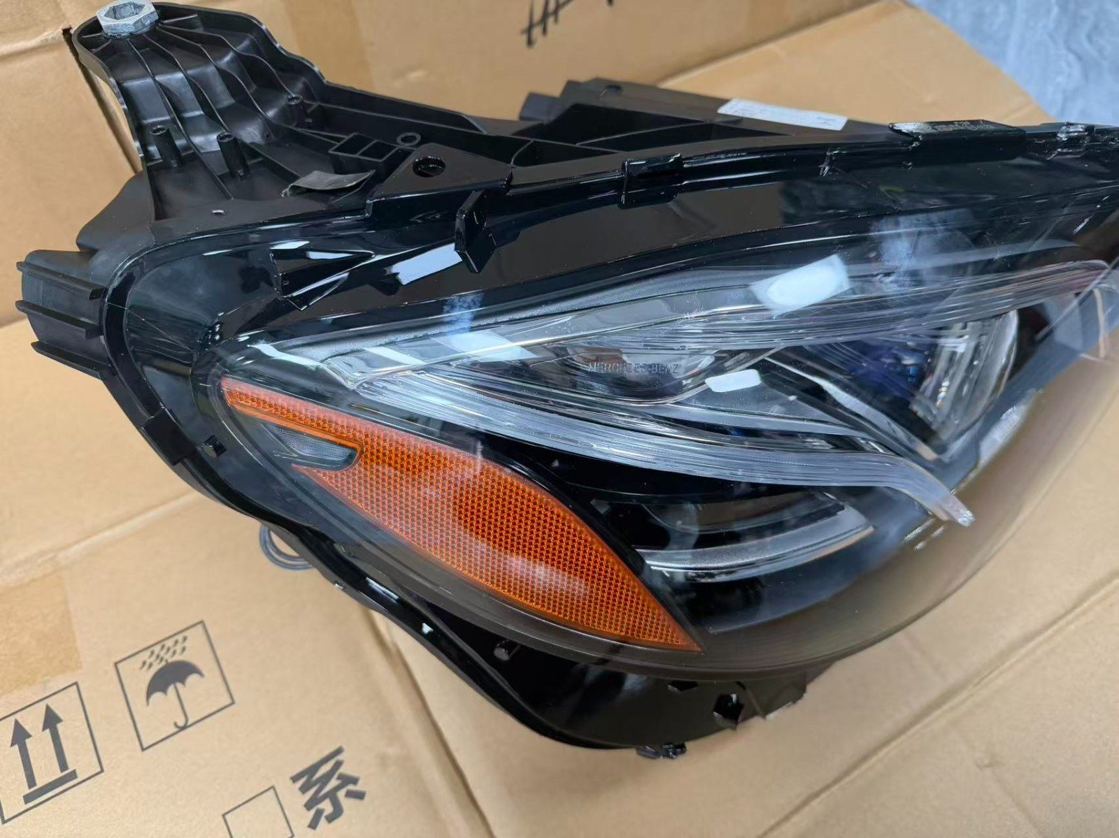 Mercedes Benz Front Right Led Headlight 213-906-98-04 for W213 E-Class (2017 - 2023) - Nairobi