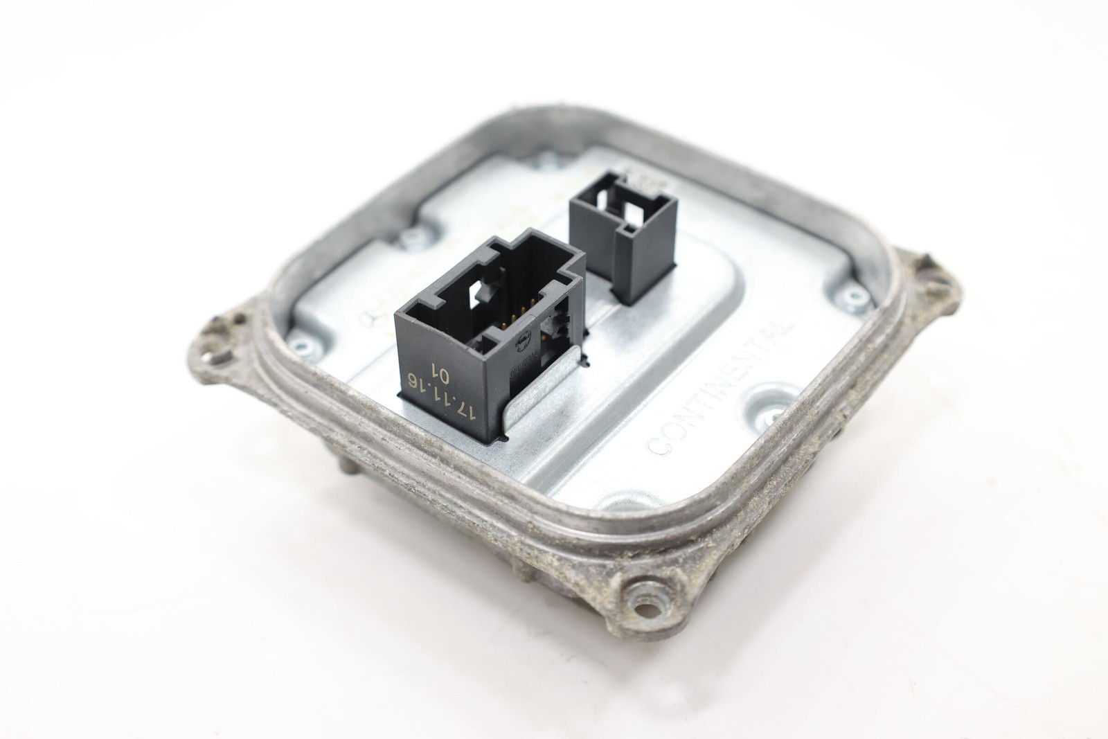 Mercedes Benz Headlight Ballast Voltage Converter 447-905-18-04 for W206, W205, W204 C-Class (2008 - 2023), W223, W222, W221, W220, W140 S-Class (1994 - 2021), W166 GLE (2016 - 2019), X166 GLS (2017 - 2019), W218 CLS (2012 - 2018), W213, W212, W211 E-Class (2006 - 2017), and W164 ML (2006 - 2015) - Nairobi
