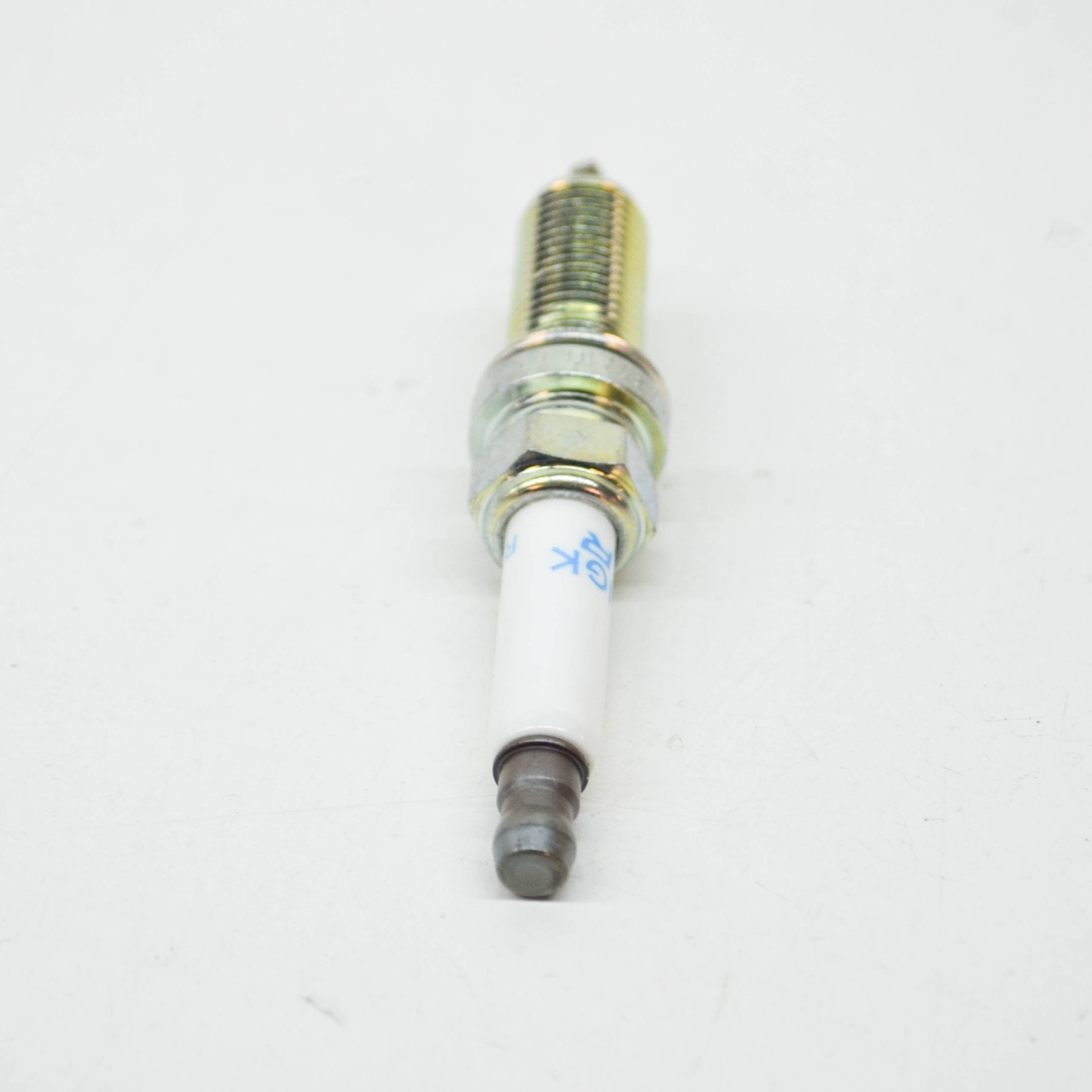 Mercedes Benz Spark Plug 004-159-39-03 for Mercedes-Benz models - Nairobi