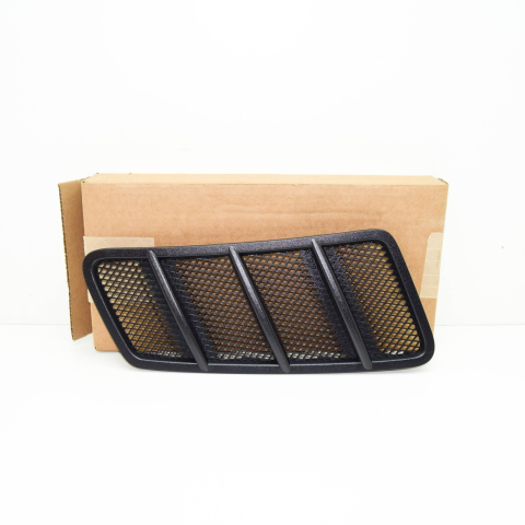 Mercedes Benz Right Hood Grille 166-880-02-05 for W166 GLE (2016 - 2019), W164 ML (2006 - 2015), and X166 GLS (2017 - 2019) - Nairobi