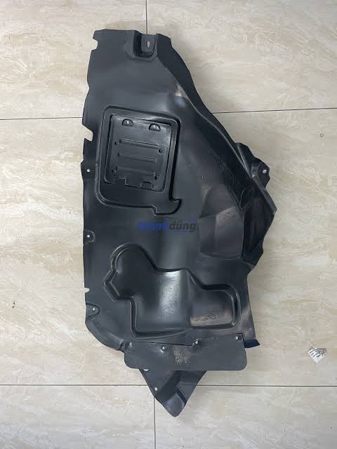 INNER FENDER F/F RHS 253
